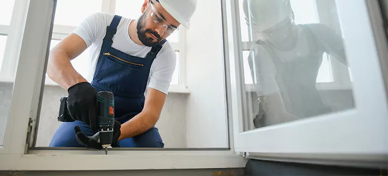 Replace Broken Window Pane in Riverview, FL
