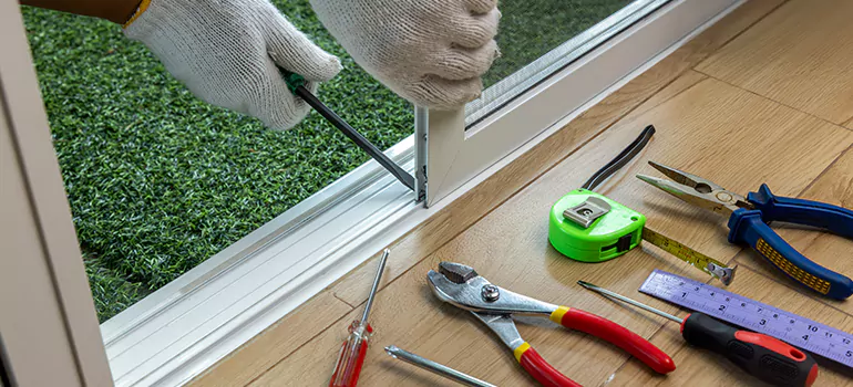 Window Hinge Repair in Riverview, FL